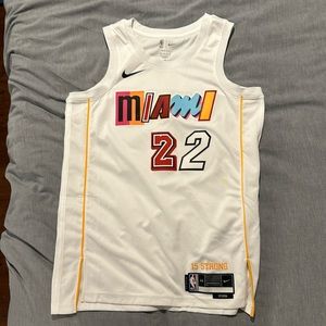 Jimmy butler jersey